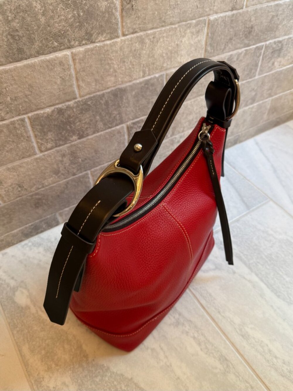 Dooney & Bourke Red Pebbled Leather Gracie Shoulder Bag - Picture 4 of 5